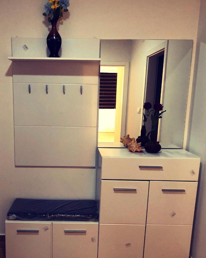 Apartment Lux 05 *