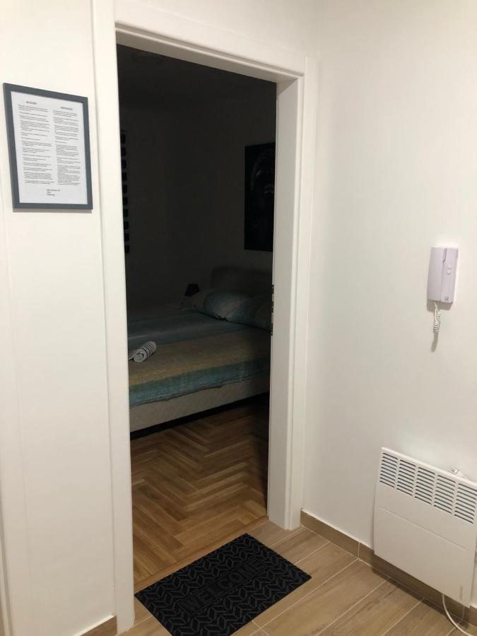 Apartment Lux 05 *